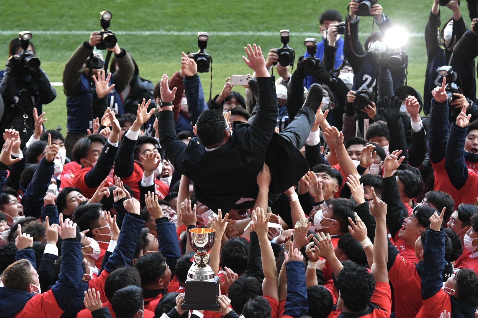 帝京大が連覇、１１トライで決勝の最多得点記録更新…ラグビー全国大学選手権