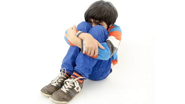 【朗報】”体育座り”廃止検討する学校増加「子どもの腹部や腰への負担が大きい」