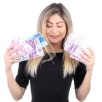 “永遠の命を求めて：超富裕層の多様な目的や興味をAIに聞いてみた。”